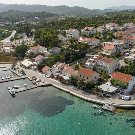 By The Sea Lumbarda, Korcula - 4348 *