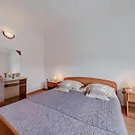 Apartments By The Sea Lumbarda, Korcula - 4348 Apartment *