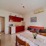 Apartments By The Sea Lumbarda, Korcula - 4348 Apartment Lumbarda